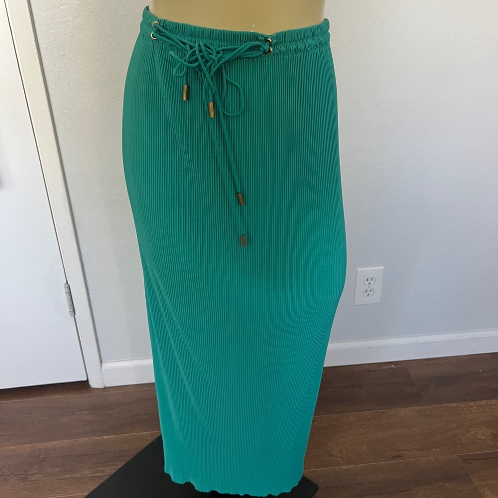 Diane Von Furstenberg Vibrant Green Pencil Skirt